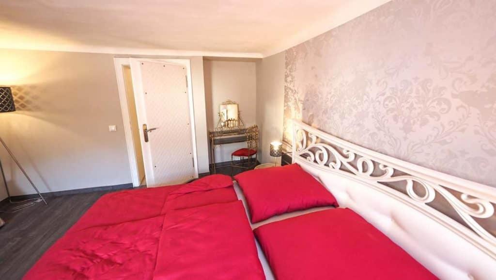 Haus8 - Dein Genussferienhaus Mettlach Bagian luar foto